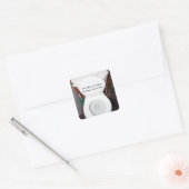 "Wenn es gelb ist, Lass es mellow" Quadratischer Aufkleber (Umschlag)