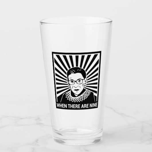 Wenn es neun - berüchtigte RBG gibt Glas (Vorderseite)