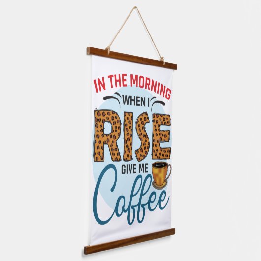 Wenn ich aufstehe, geben Sie mir Coffee Funny Coff Wandteppich Mit Holzrahmen (Gewinkelt)