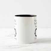 Wenn Pinguine ihren Partner finden, Bleibe sie zus Zweifarbige Tasse (Mittel)