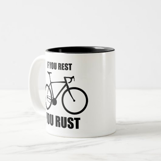 Wenn Sie Erholung haben, fahren Sie mit dem Fahrra Zweifarbige Tasse (Vorderseite Links)