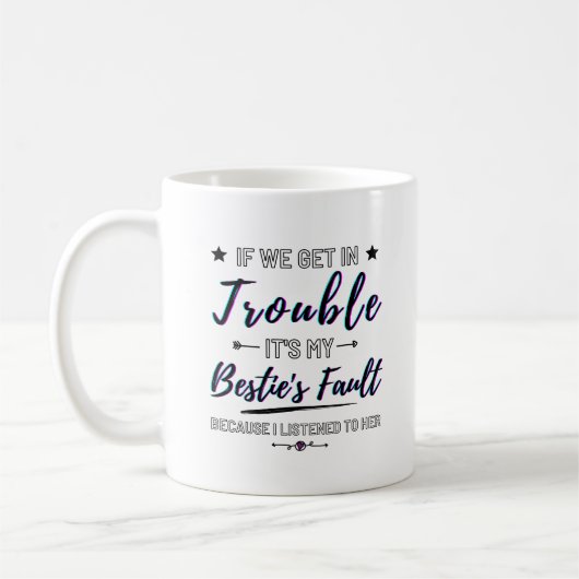 Wenn wir in die Tasse des Trouble-Funny-Kaffees ko (Links)
