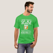 Wer Glück braucht, der Funny St Patricks Day Whisk T-Shirt (Vorne ganz)
