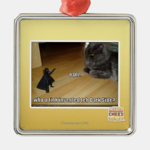 Wer hat die dunkle Seite erfunden? Silbernes Ornament