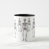Wer ließ die Skelette aus dem Wandschrank heraus? Tasse (Zentrum)