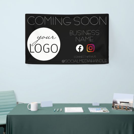 Werbeaktion für das Schwarze Kommen bald kommende Banner (Messeveranstaltung)