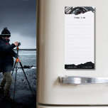 Werbegeschenke für Fotografen - Benutzerdefinierte Magnetischer Notizblock<br><div class="desc">Ein Sonderbild- und Textmagnetnotepad für Promotional-Gift-Fotografen wird in Weiß und Schwarz angezeigt. So können Sie Ihre Kunden den ganzen Tag über an Ihre Dienstleistungen erinnern. Ersetzen Sie das Beispielbild, den Firmennamen und die Telefonnummer, damit es für Ihr kleines Unternehmen funktioniert. Eine weitere Anpassung von Schriftart, Schriftart, Schriftart und Hintergrund- und...</div>