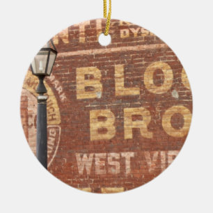 Werbung auf Seiten des Gebäude Keramikornament