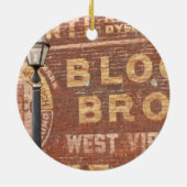 Werbung auf Seiten des Gebäude Keramikornament (Hinten)
