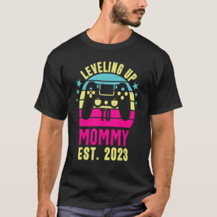 Werde 2023 Mama Vintage Leveling Up To Mommy  T-Shirt