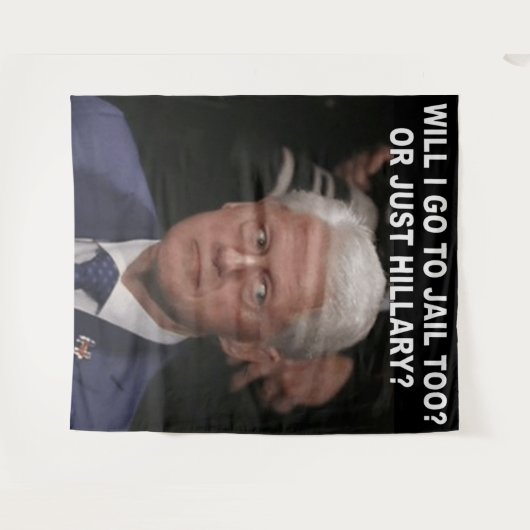 WERDE ICH AUCH ZUM HAUS GEHEN? ODER NUR HILLARY? WANDTEPPICH (Vorderseite (Horizontal))