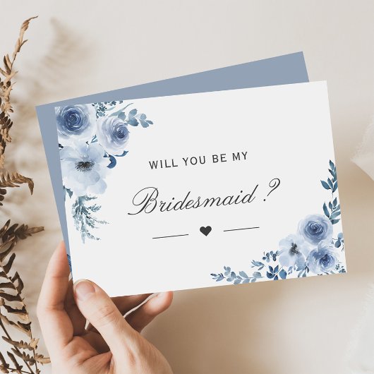 Werden Sie meine Bridesmaid Dusty Blue Floral? Einladung