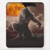 Werewolf auf rotem Mond Mousepad (Vorne)