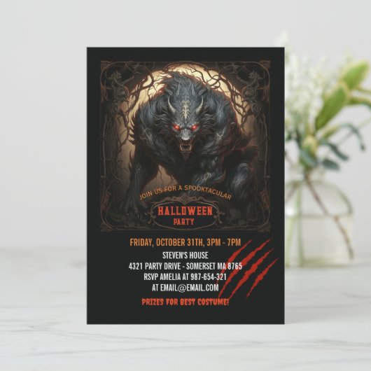 Werewolf Eyes on Fire Gothic Halloween Einladung (Stehend Vorderseite)