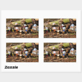 Werkende Fubby's in hun houtzagerij. Rechteckiger Aufkleber (Blatt)