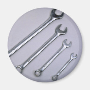 Werkzeuge der Schlüssel des Handels vier Magnet
