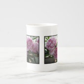 Wertvolle rosa Peonies Porzellantasse (Vorderseite)