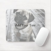Wertvoller Mops-Welpe in Schwarzweiss Mousepad (Mit Mouse)