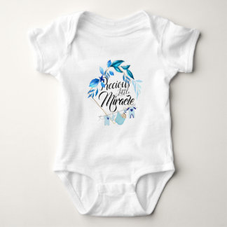 Wertvolles kleines Wunder Baby Strampler