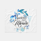 Wertvolles kleines Wunder Fleecedecke (Vorderseite (Horizontal))