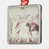 Wesentlich informiert König Harold Silbernes Ornament (Links)