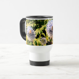 Wespe und Biene auf blauen Blumen Reisebecher