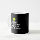 Wessen Serve? Was ist das Ergebnis? - Funny Pickle Kaffeetasse (Vorderseite Links)