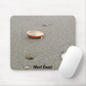 West Coast Shell on Beach Mousepad (Mit Mouse)
