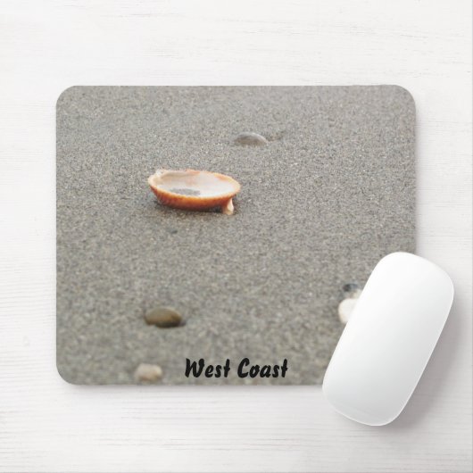 West Coast Shell on Beach Mousepad (Mit Mouse)