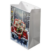 West Highland White Terrier Christmas Red Truck Mittlere Geschenktüte (Rückseite Schrägansicht)