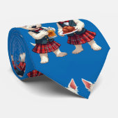 West Highland White Terriers feiern Burns Krawatte (Gerollt)