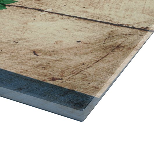 West- VirginiaStaats-Flagge auf altem hölzernem Schneidebrett (Ecke)