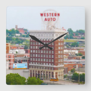 Western Auto Gebäude Loft Condos Kansas City Quadratische Wanduhr