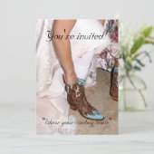 Western Bride with Cowgirl Boots Einladung (Stehend Vorderseite)