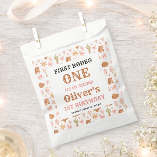 Western Coquette Cowgirl 1st Birthday Cute Pink Geschenktütchen (Ausgeschnitten)