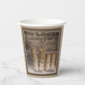 Western Cowboy Boots Rustic Barn Monogram Pappbecher (Vorderseite)