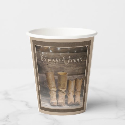 Western Cowboy Boots Rustic Barn Monogram Pappbecher (Vorderseite)