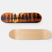 Western-Cowboysonnenuntergang wilde Skateboard (Horizontal)