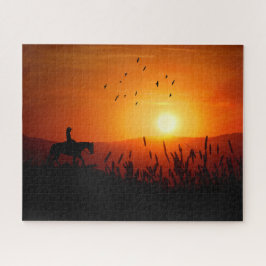 Western Cowgirl auf einem Pferd Wiesenritt bei Son Puzzle