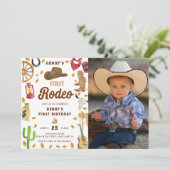 Western First Birthday Rodeo Baby Foto Einladung (Stehend Vorderseite)