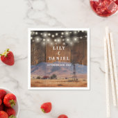 Western Mountain Ranch Barn Wood Wedding Serviette (Beispiel)