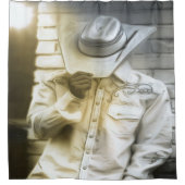Western Rodeo Cowboy mit seinem Hut heruntergezoge Duschvorhang (Vorderseite)