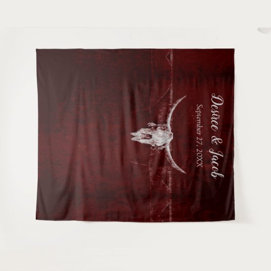 Western Rustikaler Bull Skull Burgundy Hintergrund Wandteppich (Vorderseite (Horizontal))
