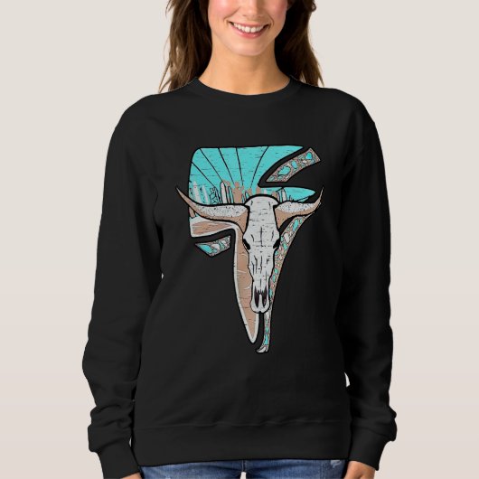 Western Turquoise Rodeo Queen Lightning Kuh Skull Sweatshirt (Vorderseite)