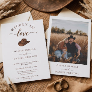 Western Wildly in Love Hut Minimalistische Hochzei Einladung