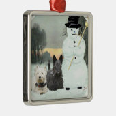 Westie & Scottie Build a Snowman Silbernes Ornament (Rechts)