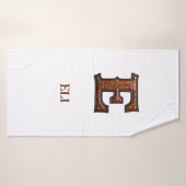 Westliches, geprägtes Lederinitial-Monogramm E Badehandtuch (Badehandtuch)