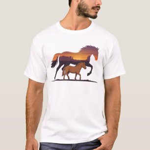 Westliches Pferd Wilder Mustang Wüstenuntergang T-Shirt