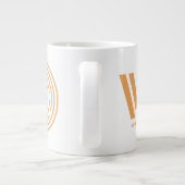 Westwelt | Das Maze-Symbol Jumbo-Tasse (Rückseite)