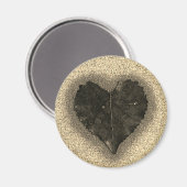 Wet Heart Shaped Leaf on Sidewalk Photo  Magnet (Vorderseite/Rückseite)